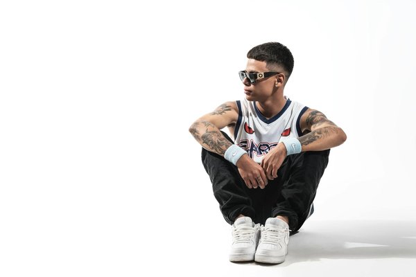 Descubra o vestido de noiva ideal que reflete seu estilo pessoal!